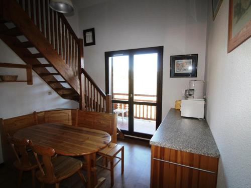 Spacieux 2 pièces mezzanine, 4 couchages, 400m des pistes - FR-1-297-55