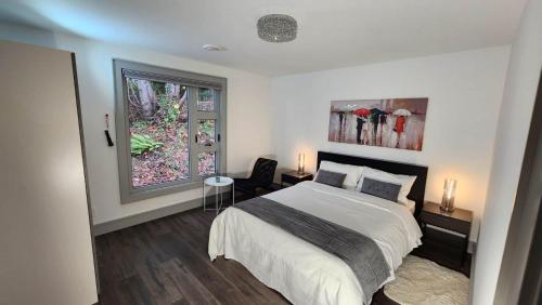 GLOBALSTAY. Paradise Marina Place