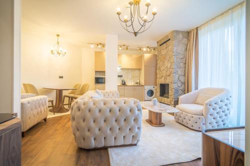 Predel za sedenje v nastanitvi APLEND Hotel Ovruč
