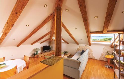 Μια τηλεόραση ή/και κέντρο ψυχαγωγίας στο Apartment Titova Riva Cr