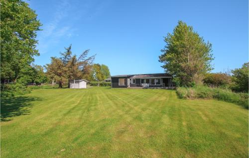 Jardín al aire libre en Nice Home In Samsø With Kitchen