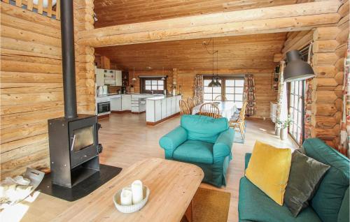 Χώρος καθιστικού στο 3 Bedroom Stunning Home In Samsø