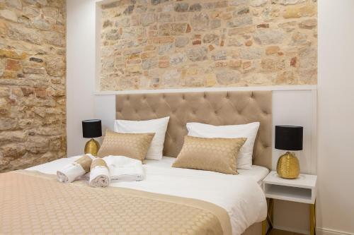 Le Premier Luxury Rooms - Exclusive Self Serviced Residence