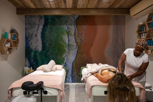Lázně a/nebo wellness v ubytování Abalone Hotel & Villas