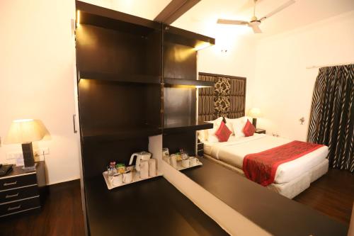Katil atau katil-katil dalam bilik di Hotel Capitol Hills - Greater Kailash Delhi