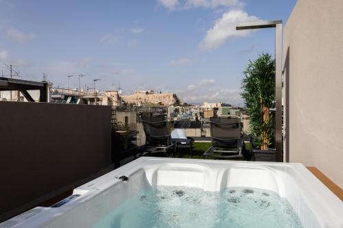 Bazén v ubytování Incanto Boutique Suites - Mets nebo v jeho okolí
