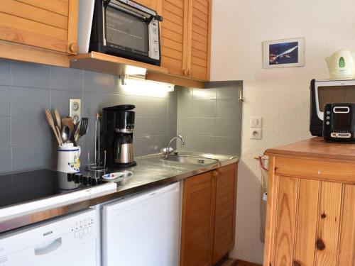 Photo de la galerie de l'établissement Studio 4 pers. à Méribel, proche pistes et commerces, équipé et confortable - FR-1-180-14, à Les Allues