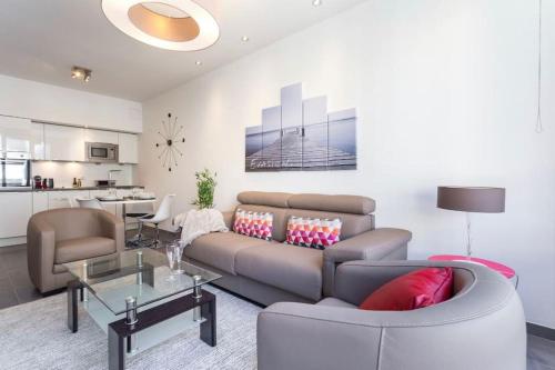 Royal apartment near the beaches