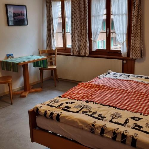 Gasthof Kreuz Marbachにあるベッド
