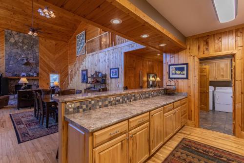 Una cocina o zona de cocina en Stress ReLeaf