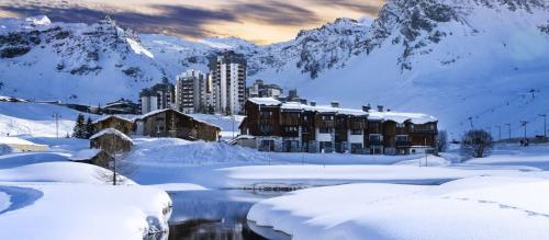 Charmant studio aux pieds des pistes vue sur la montagne v zime