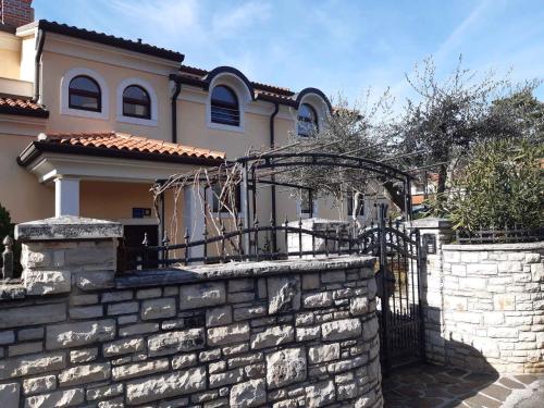 Fotografia z galérie ubytovania Apartments in Umag - Istrien 43277 v destinácii Umag