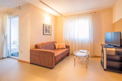 Apartment in Malinska - Insel Krk 43327