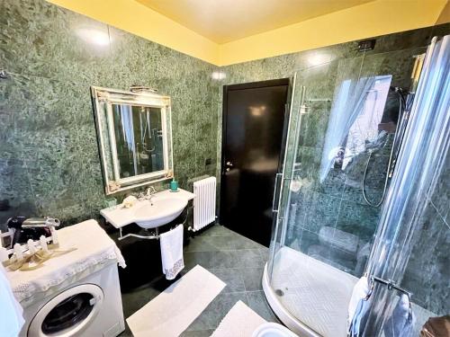 Kúpeľňa v ubytovaní Apartment in Marsciano Perugia with swimming pool