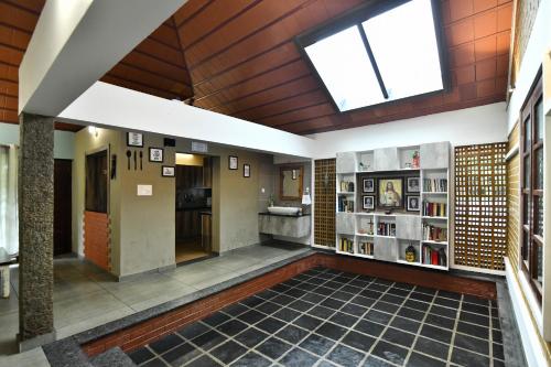 Η κουζίνα ή μικρή κουζίνα στο Afrika House by Afrind Hospitality