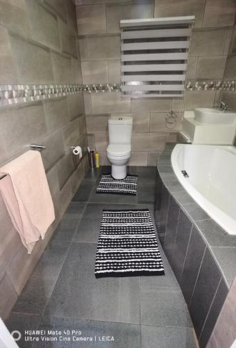Shazz Bed & Breakfast – Photos 4