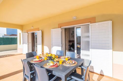 Villa Canguu - Piscina aquecível e BBQ na Galé, Albufeira