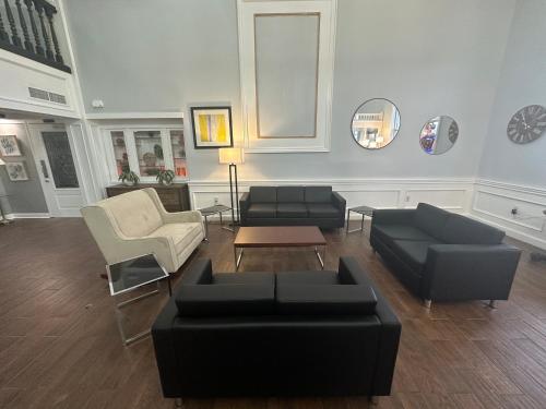 I65 Studio Suites – Photos 4