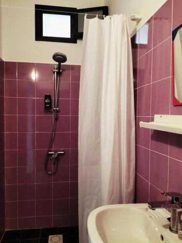 Un baño de Maison d'hôtes Keur Racine