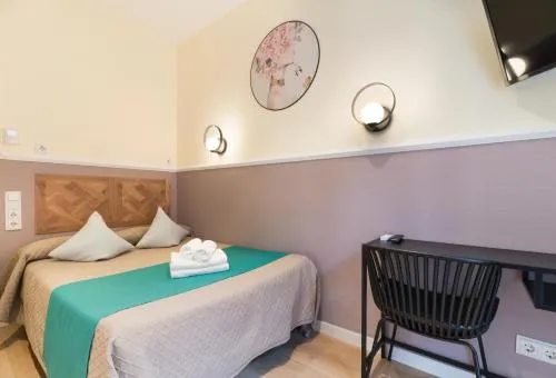 Hostal Evocare Madrid photo 13