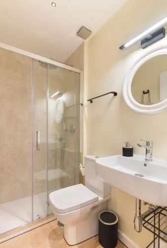 Hostal Evocare Madrid photo 21