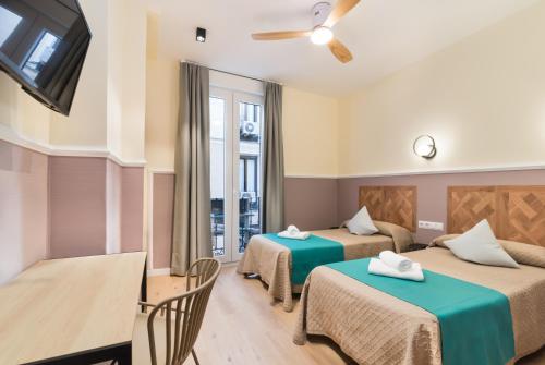 Hostal Evocare Madrid photo 61