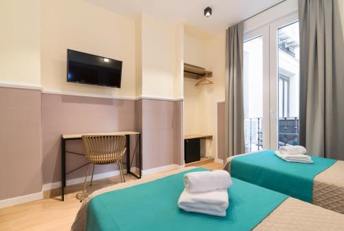 Hostal Evocare Madrid photo 60