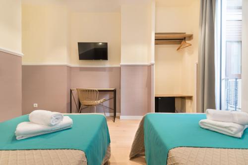 Hostal Evocare Madrid photo 63