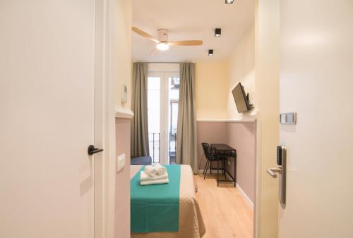 Hostal Evocare Madrid photo 74