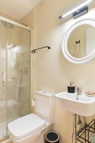 Hostal Evocare Madrid photo 76
