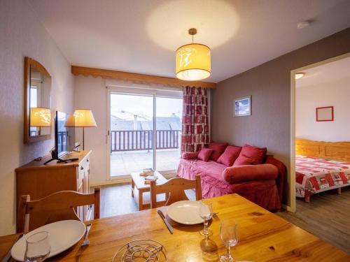 Appartement Germ, 2 pièces, 6 personnes - FR-1-695-14