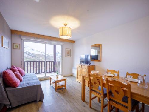 Appartement Germ, 2 pièces, 6 personnes - FR-1-695-13