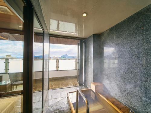 Un paisaje natural cerca del ryokan