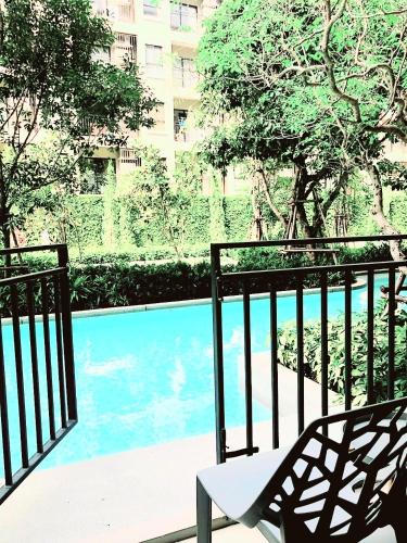 Kolam renang di atau dekat dengan La Casita Pool Access Condo Huahin Only 10 minutes to the beach