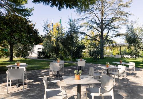 Κήπος έξω από το La Quiete Park Hotel