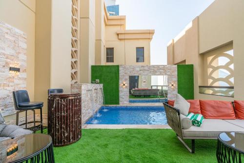 JBR Luxury Penthouse with private pool