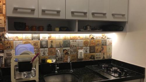 Kuchyň nebo kuchyňský kout v ubytování Artist apartment