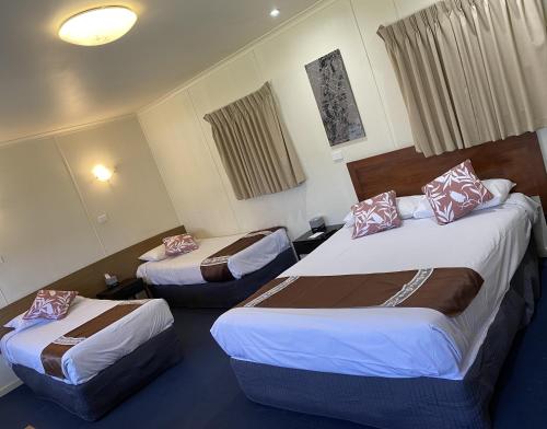 Säng eller sängar i ett rum på Echuca Motel