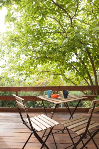 Ein Balkon oder eine Terrasse in der Unterkunft Connected Guest House