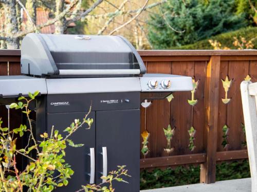Equipo para parrilladas disponible en el chalet de montaña