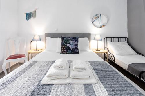 Cama o camas de una habitación en A. & C. Michailidi (Haris Mihailidis)
