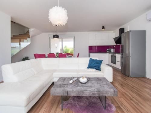 Holiday Home Villa Nika by Interhome