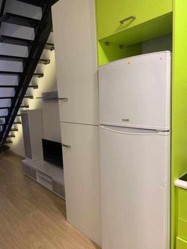 Espectacular apartamento con piscina y garaje.