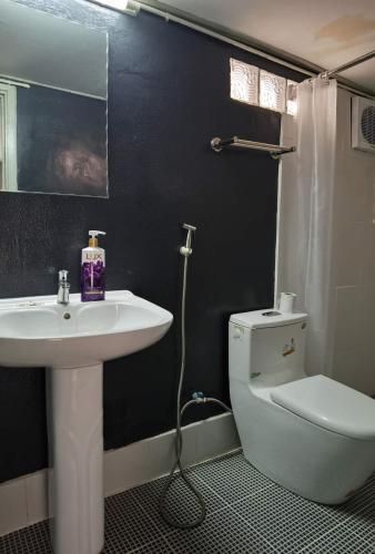 Koupelna v ubytování Khonesavane Hostel