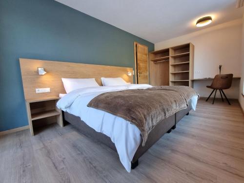 Postel nebo postele na pokoji v ubytování Apartment Bergschnucke Homes-5 by Interhome