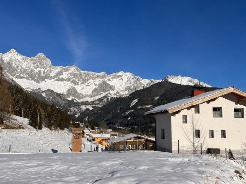 Fotografie z fotogalerie ubytování Apartment Dachstein Südwand-1 by Interhome v destinaci Hachau