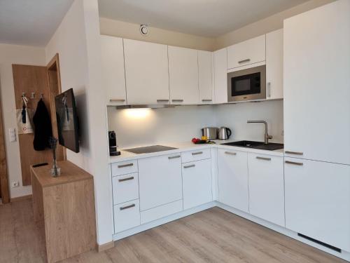 Kuchyň nebo kuchyňský kout v ubytování Apartment Bergschnucke Homes-2 by Interhome