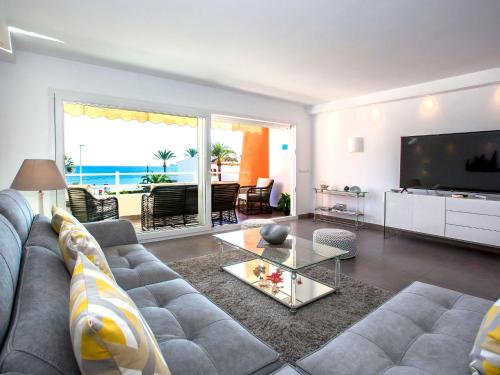 Apartment Deltamar-2 by Interhome