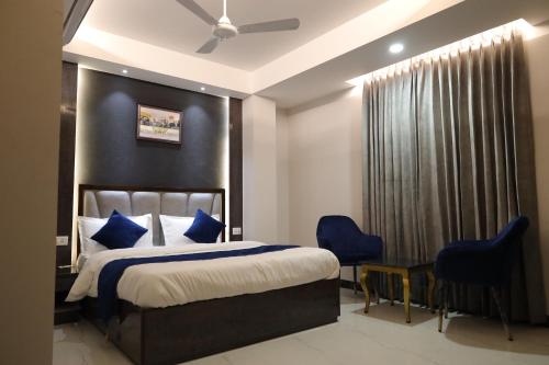 Gallery image of Hotel the bell in Ludhiana