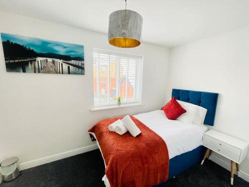 Katil atau katil-katil dalam bilik di Plantsbrook Place - Luxury 4 bed House + Parking